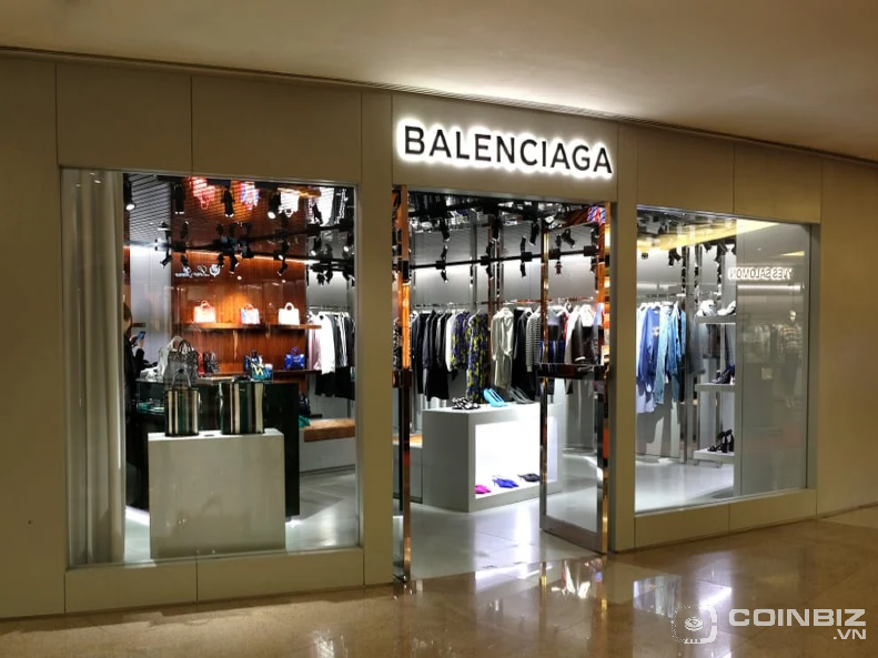 Tìm hiểu thương hiệu Balenciaga